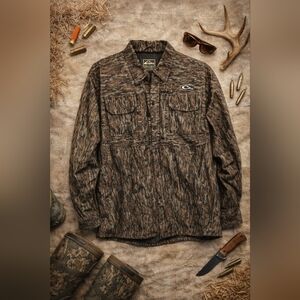 Drake Waterfoul Systems 8 Pocket Camo Heavy Button Up Hunting Jacket. Mens Med